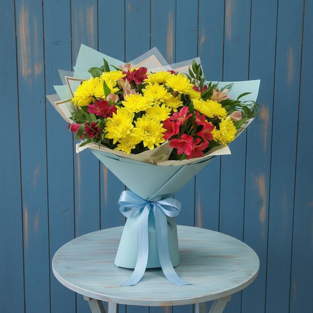 Букет цветов из: Альстромерии и Хризантемы в Красной Пойме