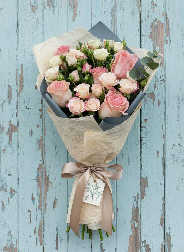 Букет цветов из: Розы в Красной Пойме