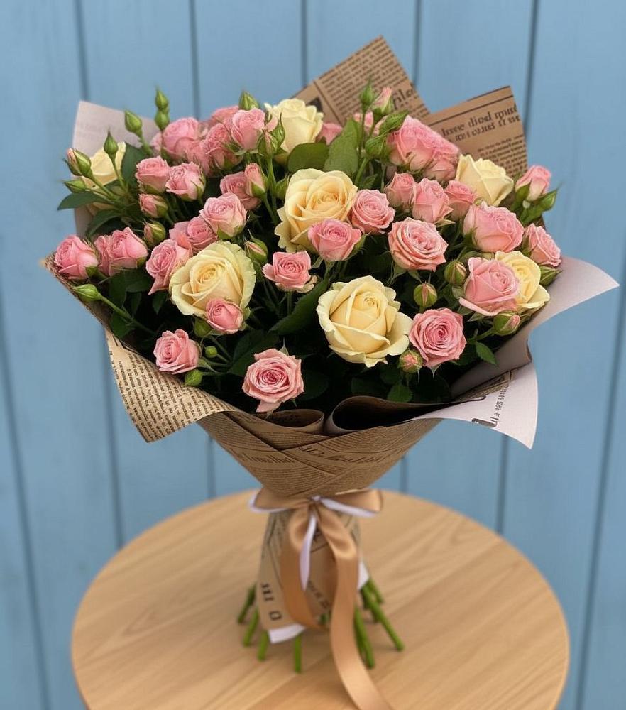 Букет цветов из: Розы в Красной Пойме