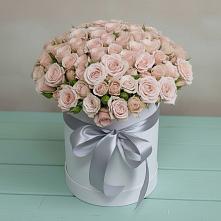 Цветочная композиция из Розы в шляпной коробке в Красной Пойме