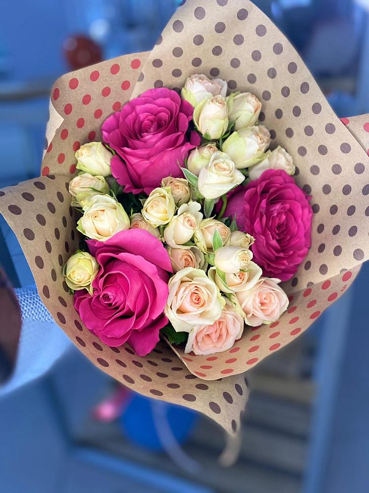 Букет цветов из: Розы в Красной Пойме