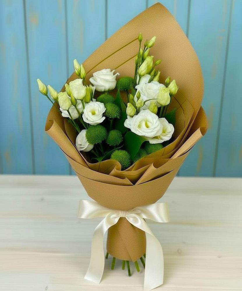 Букет цветов из: Хризантемы и Лизиантусы в Красной Пойме