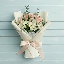 Букет цветов из:  Альстромерии в Красной Пойме