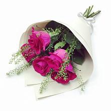 Букет цветов из:  Розы в Красной Пойме