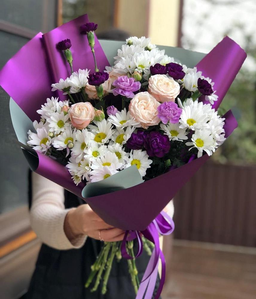 Букет цветов из: Хризантемы, Гвоздики и Розы в Красной Пойме