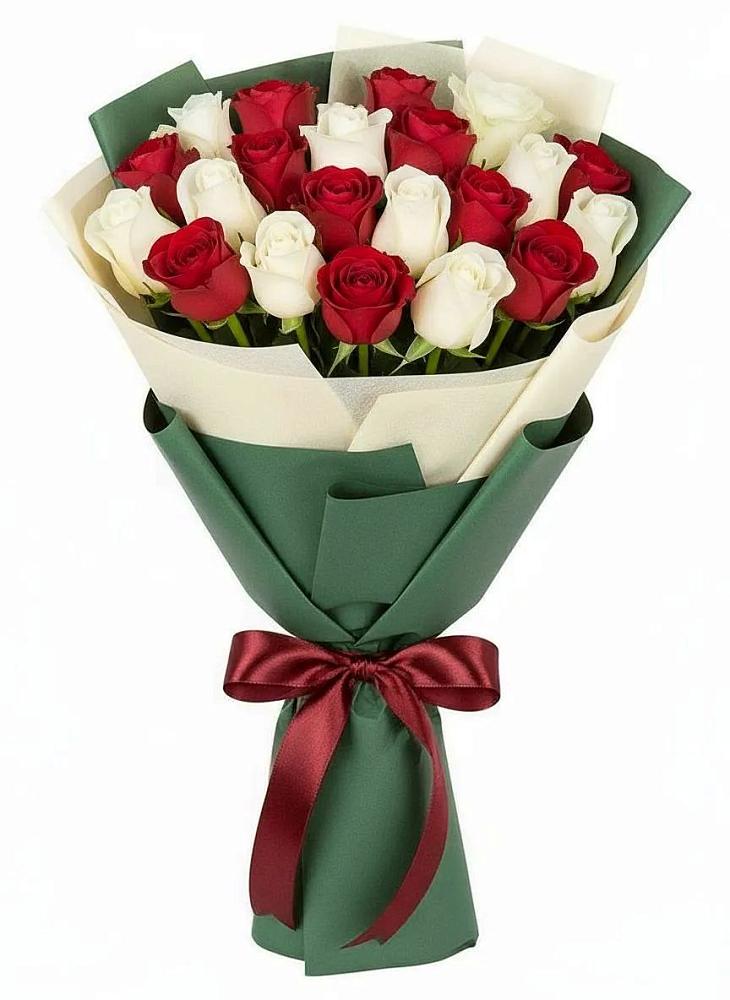 Букет Микс из красных и белых роз в Красной Пойме