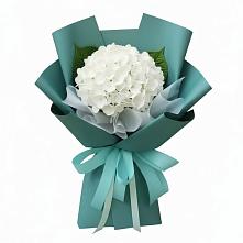 Букет цветов из:  Гортензия в Красной Пойме
